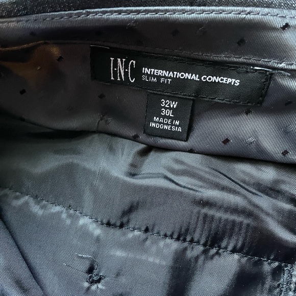 Macy’s INC Medium Tuxedo Suit Lavender - Picture 9 of 9